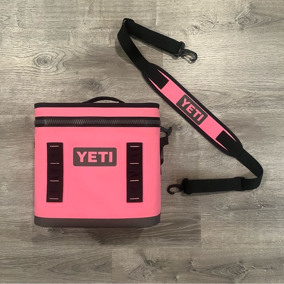 pink yeti cooler bag Camino Zip 18L Carryall Tote Power Pink/Aspen including upright bottles Yeti Cooler Bag Pink Yeti